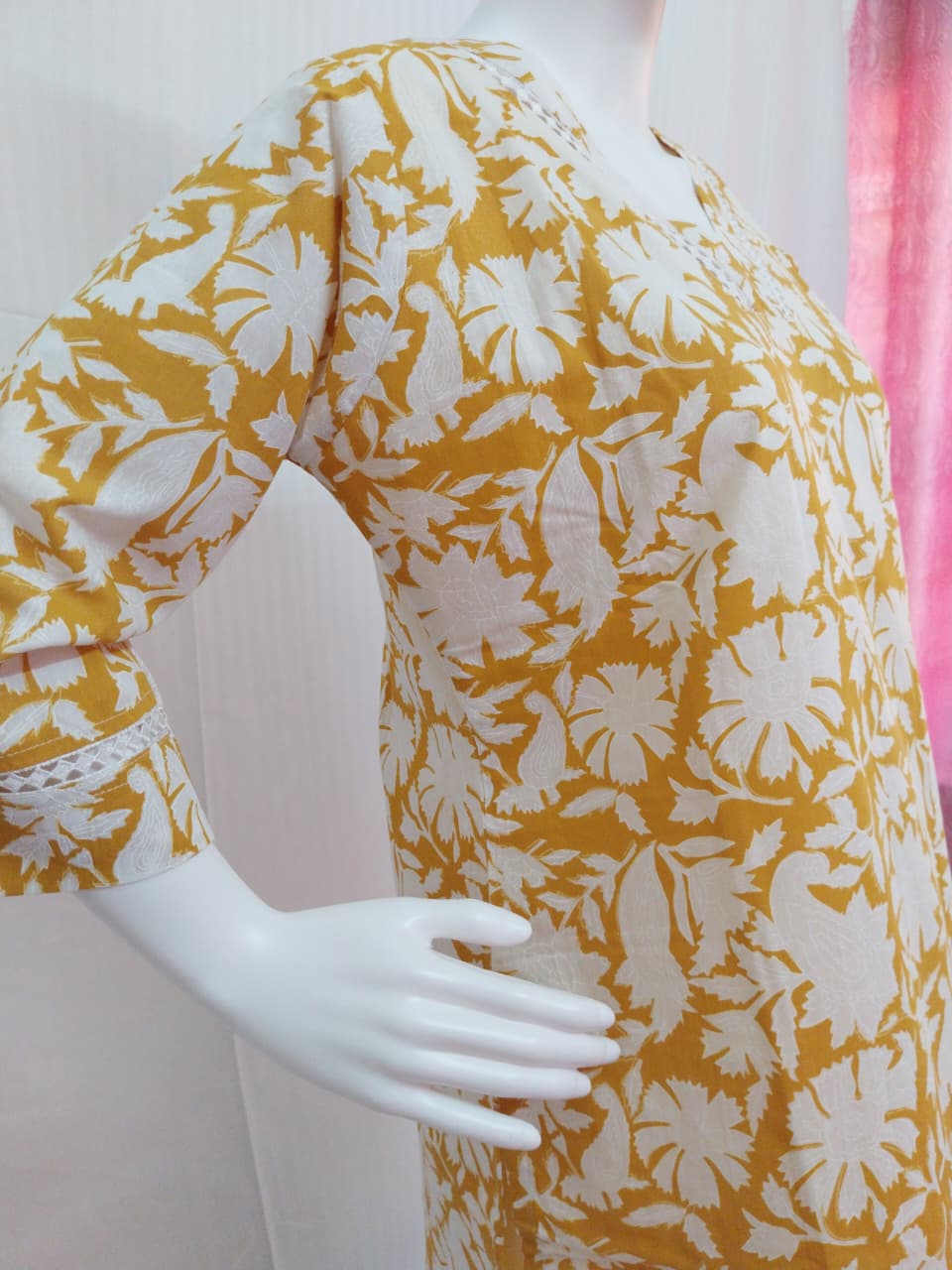 Cotton Floral Print Kurti (With Lining)