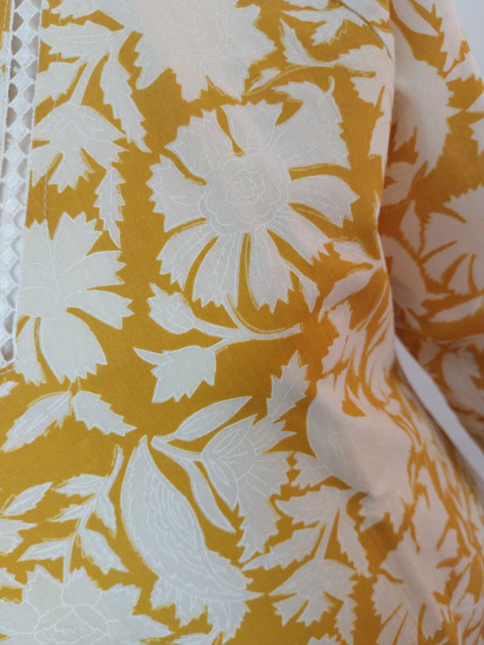 Cotton Floral Print Kurti (With Lining)